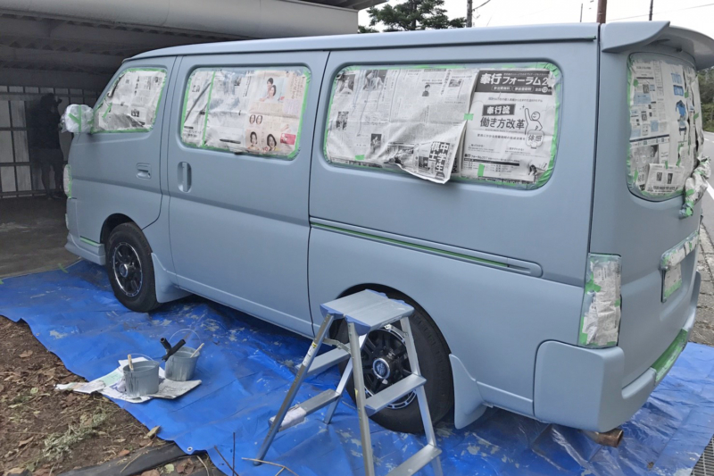 コンテナワークスの車を世田谷ベースカラーに塗装しました コンテナハウスの施工実績多数 コンテナワークス